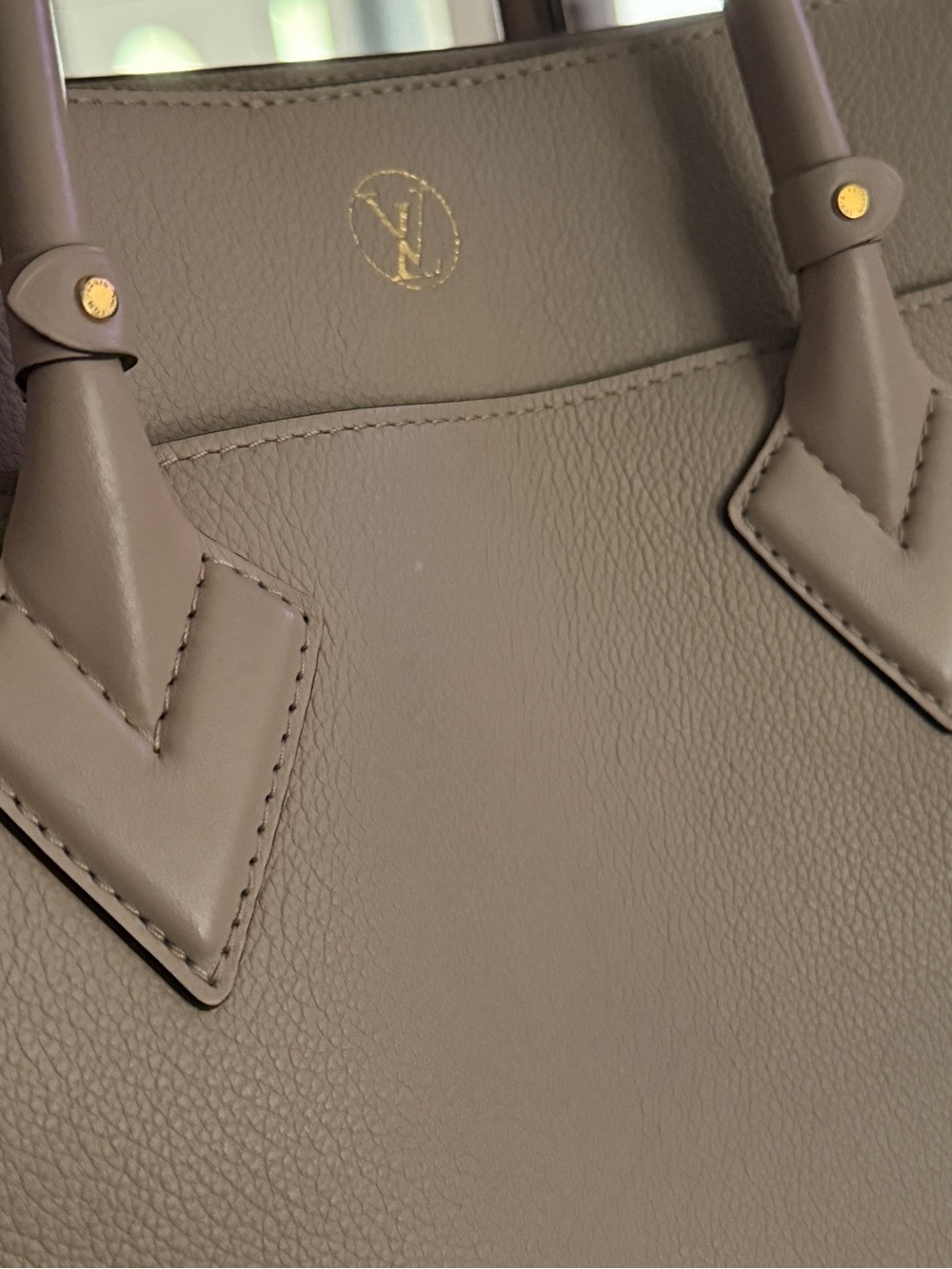 LOUIS VUITTON On My Side PM NWOT - Picture 6 of 17